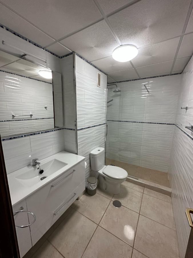 Victoria Court 2- Lovely Apartment 25 Arona  Εξωτερικό φωτογραφία