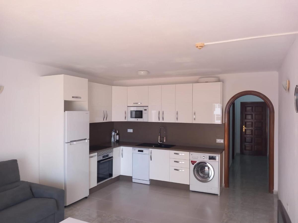 Victoria Court 2- Lovely Apartment 25 Arona  Εξωτερικό φωτογραφία