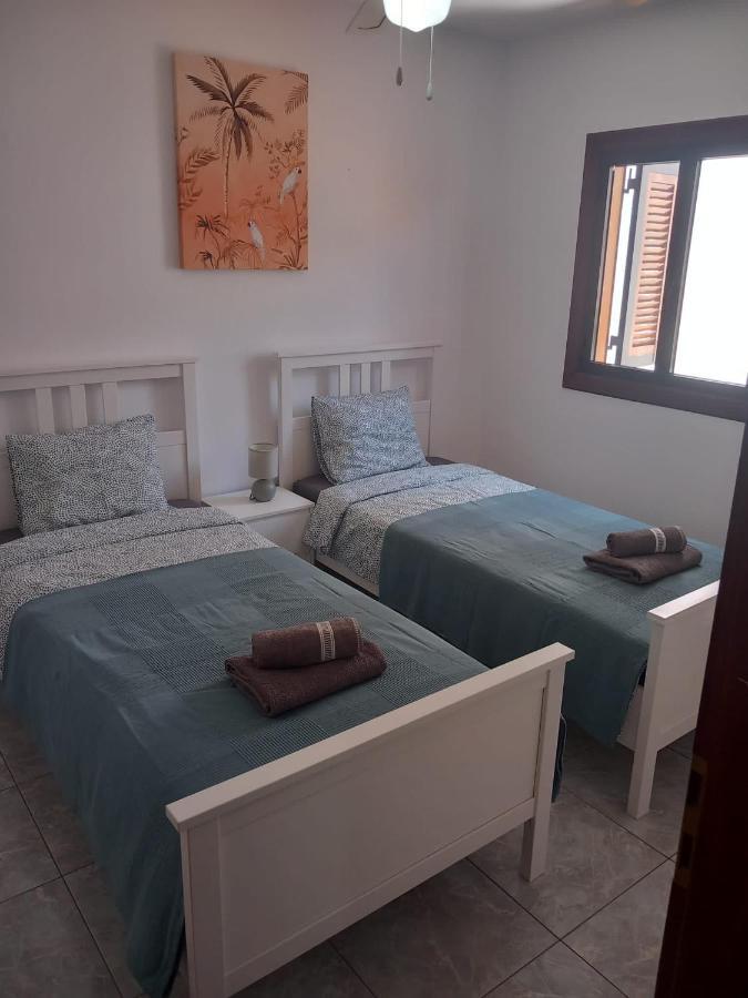 Victoria Court 2- Lovely Apartment 25 Arona  Εξωτερικό φωτογραφία